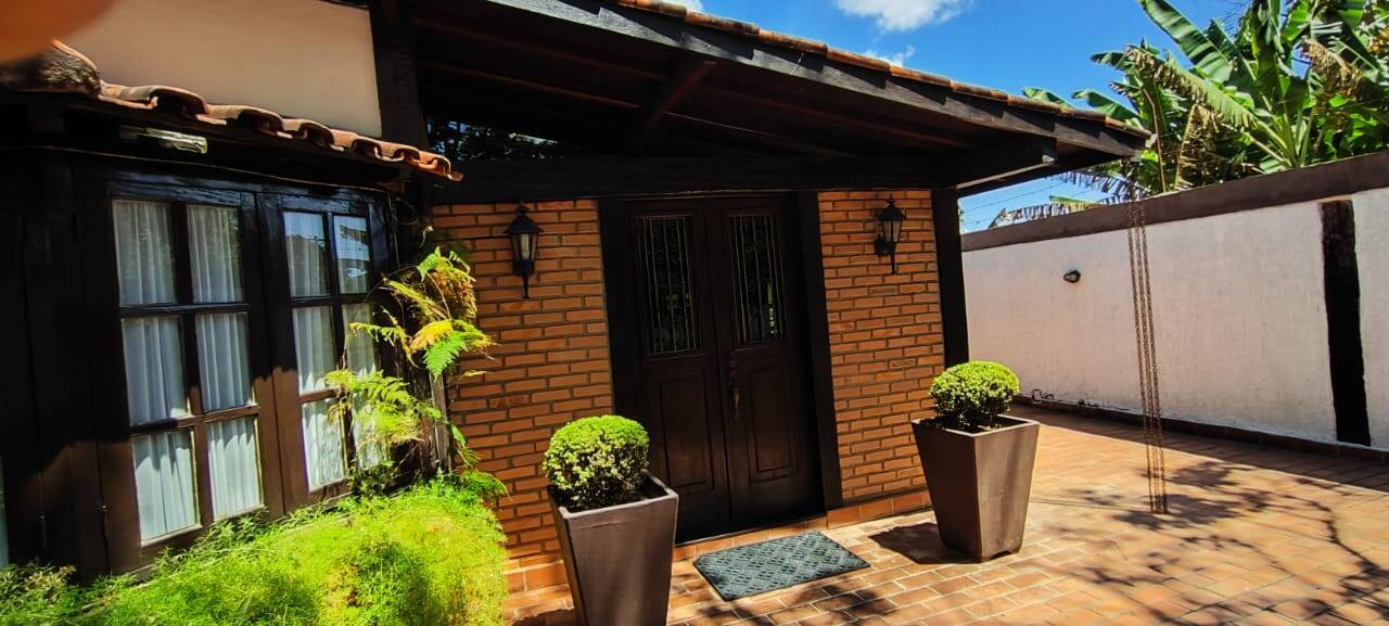 Casa, 4 quartos, 472 m² - Foto 2