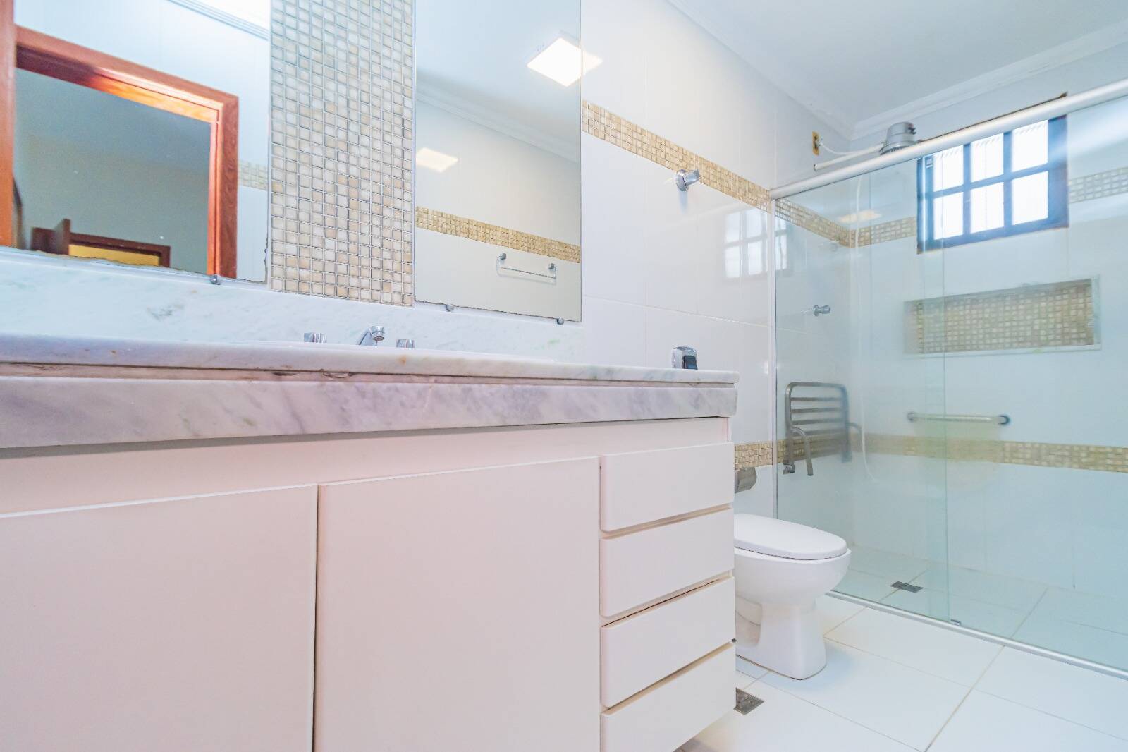 Casa, 3 quartos, 260 m² - Foto 18