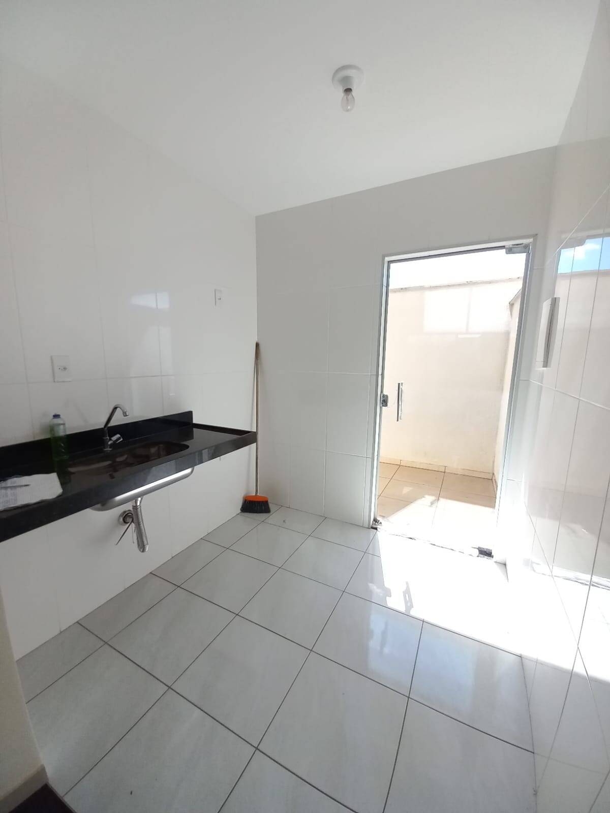 Apartamento, 2 quartos, 81 m² - Foto 2