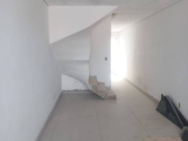 Casa para Venda em Belo Horizonte - 2