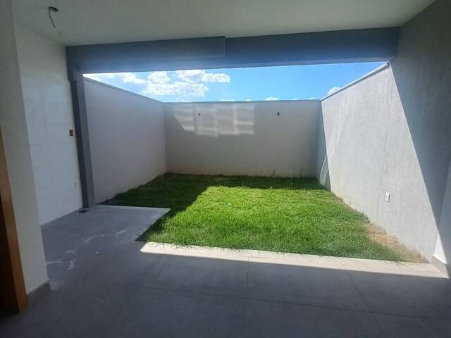 #22 - Casa para Venda em Belo Horizonte - MG - 2