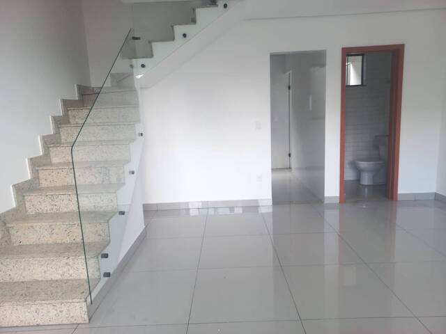 #35 - Casa para Venda em Belo Horizonte - MG - 1