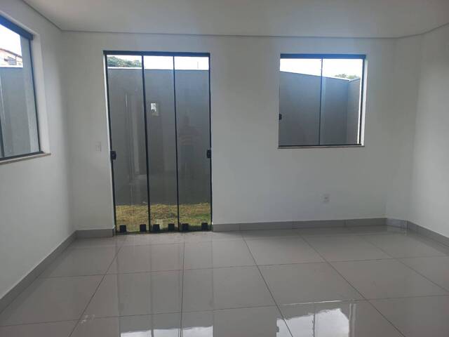 #36 - Casa para Venda em Belo Horizonte - MG - 1