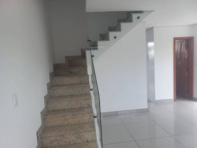 Casa para Venda em Belo Horizonte - 4