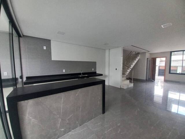 Casa para Venda em Belo Horizonte - 5