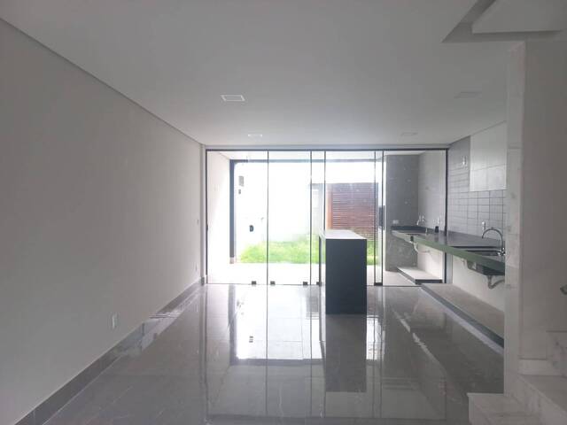 #41 - Casa para Venda em Belo Horizonte - MG - 1