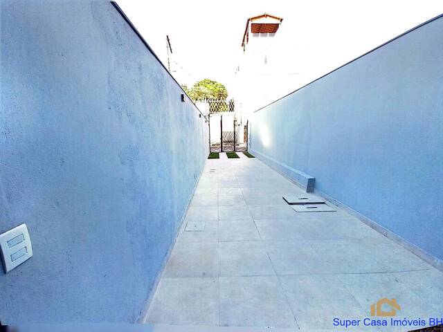 Casa para Venda em Belo Horizonte - 2