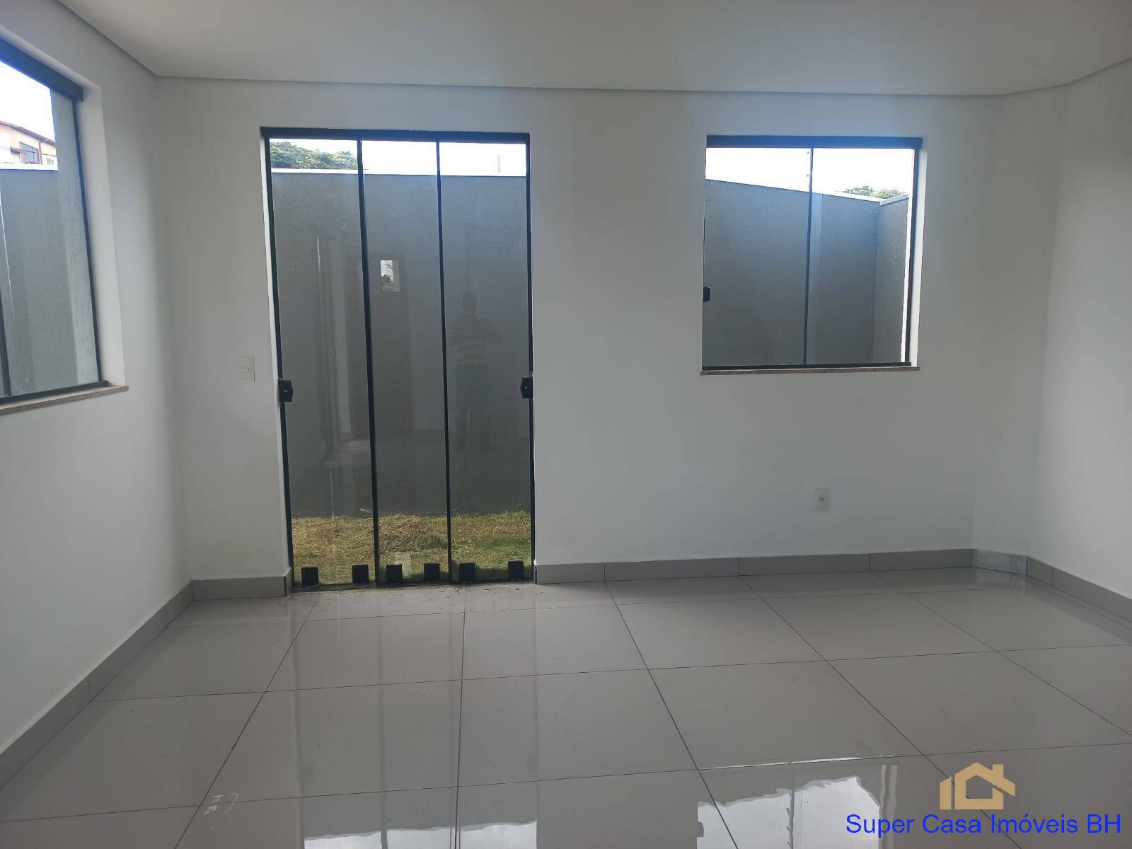 Casa, 3 quartos, 90 m² - Foto 1