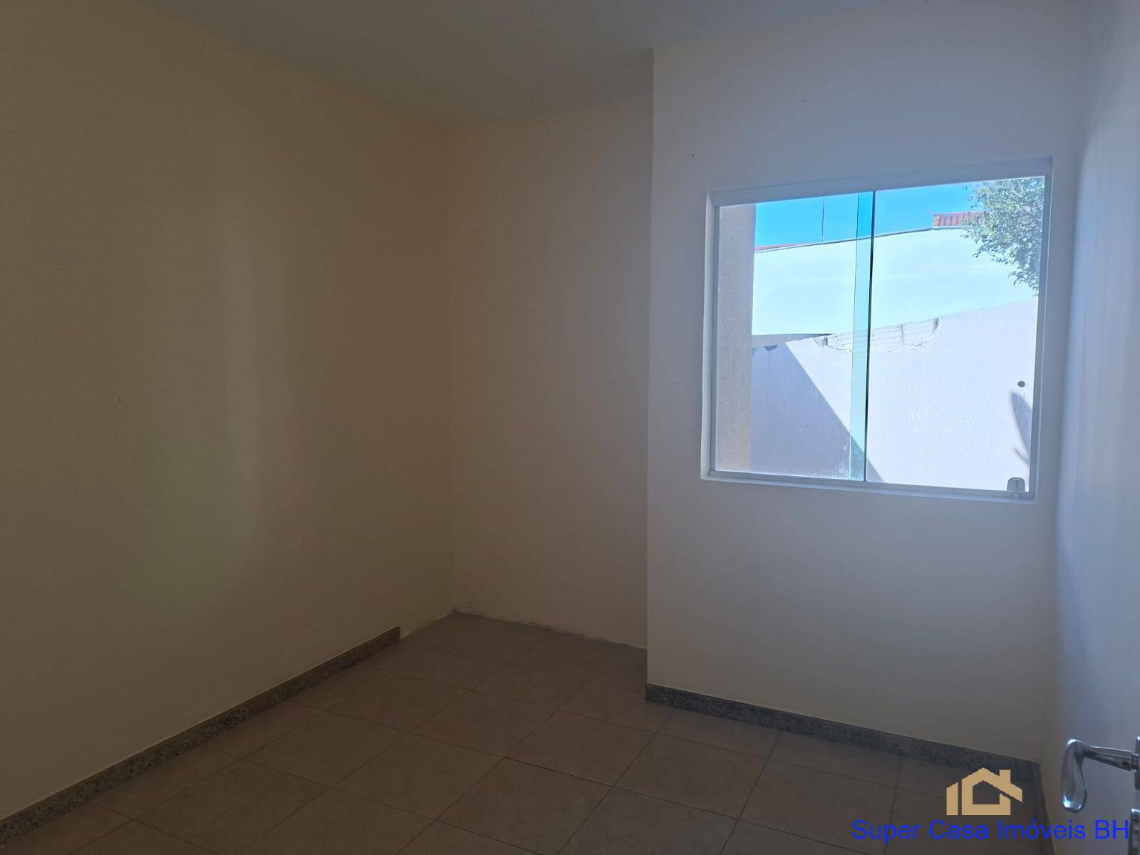 Casa, 4 quartos, 240 m² - Foto 5