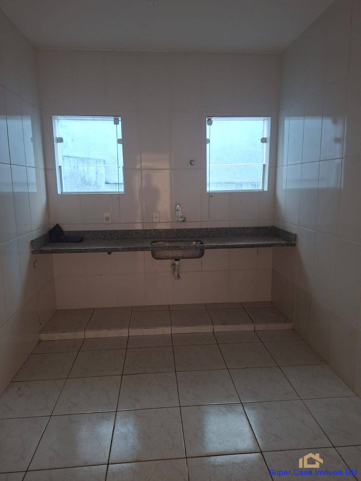 Casa, 4 quartos, 240 m² - Foto 9