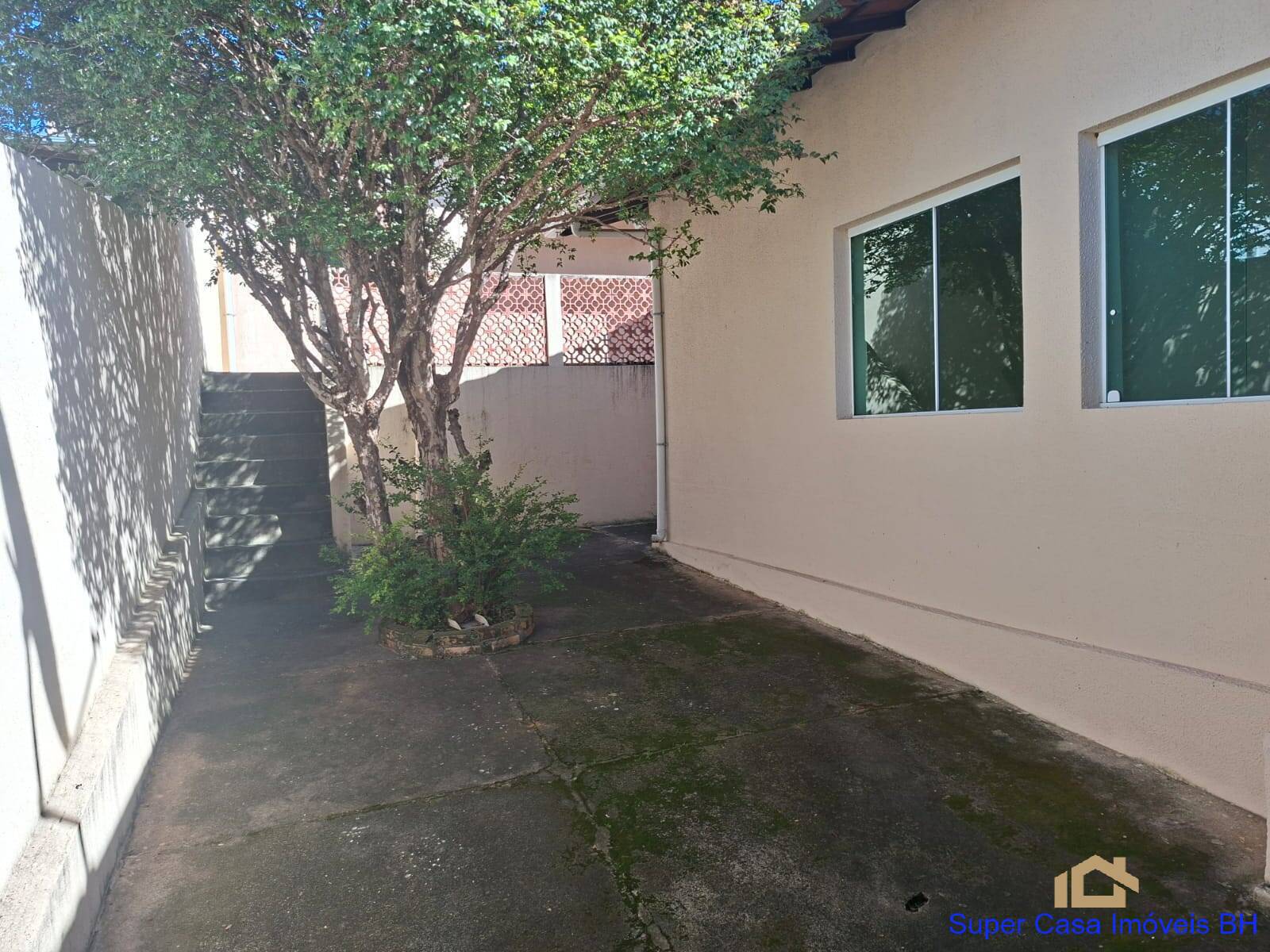Casa, 4 quartos, 240 m² - Foto 19